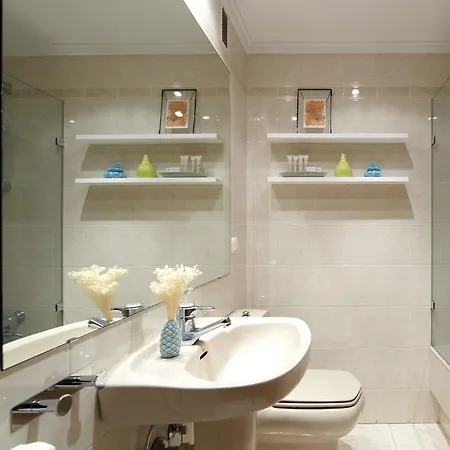 Playa De Ondarreta 2 By Feelfree *