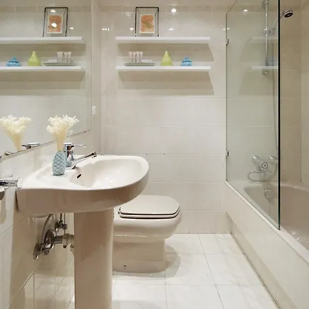 Playa De Ondarreta 2 By Feelfree *